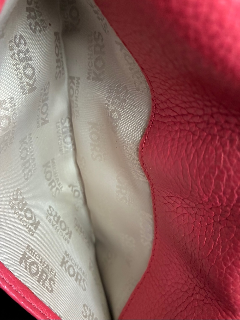 Michael Kors Coral Pink Pebbled Leather Wallet with Gold Logo - Picture 7 of 9